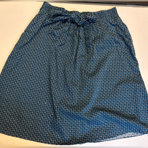 H&M Dark Turquoise patterned A-Line Knee-Length Skirt Tie Front Casual Small - Picture 2 of 6